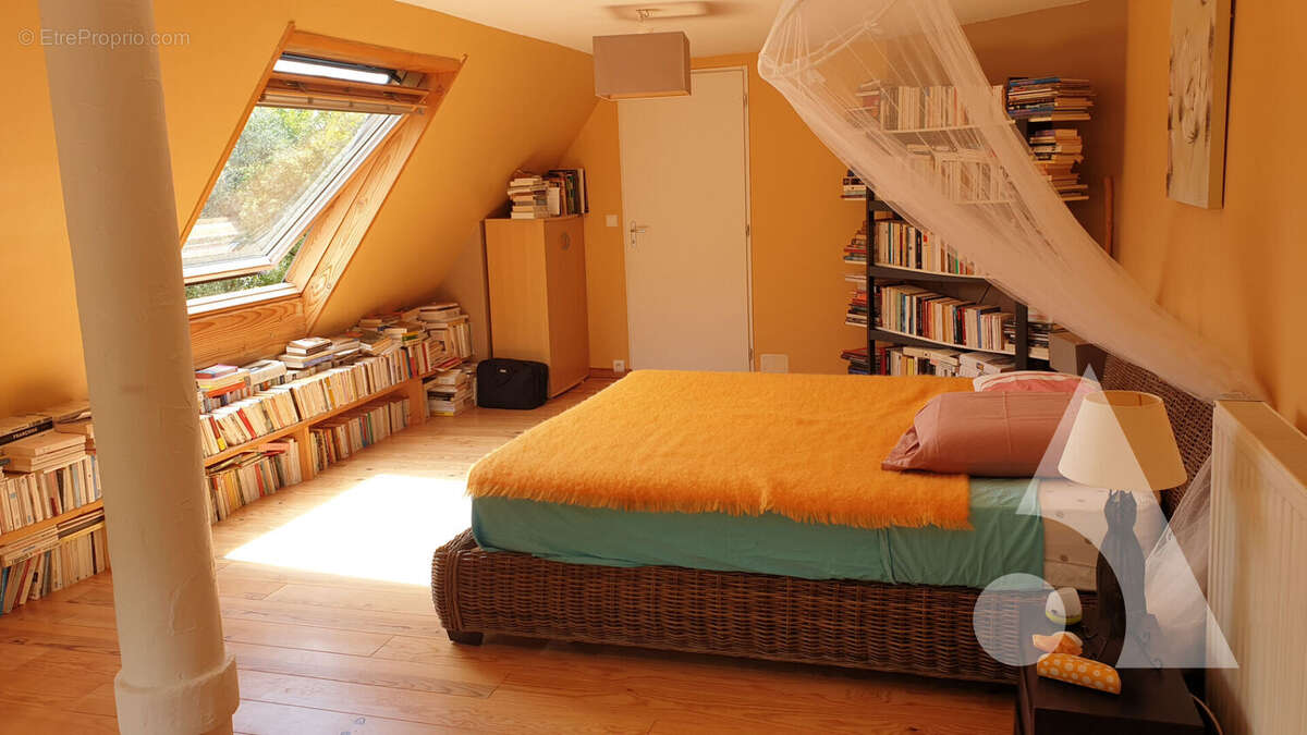 Maison à LES EYZIES-DE-TAYAC-SIREUIL