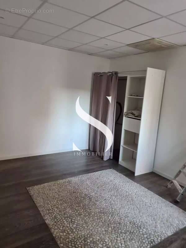 Appartement à VALLAURIS