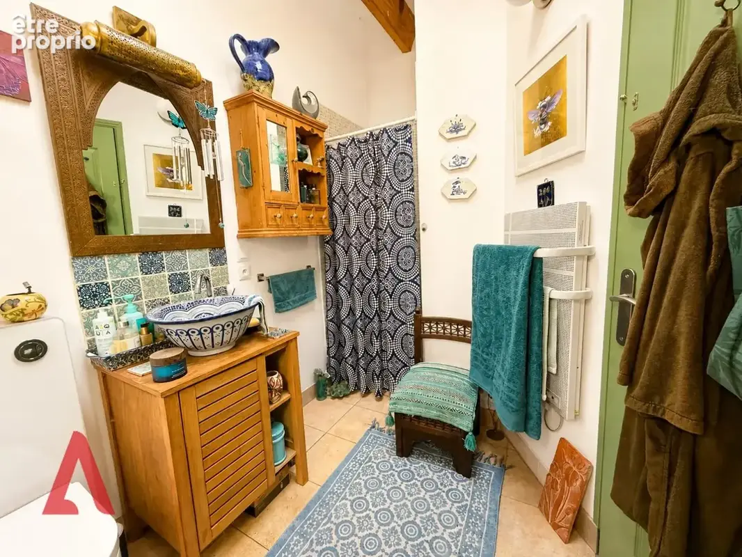 Maison en pierre charmante avec jardin et plusieurs chambres - photo 8