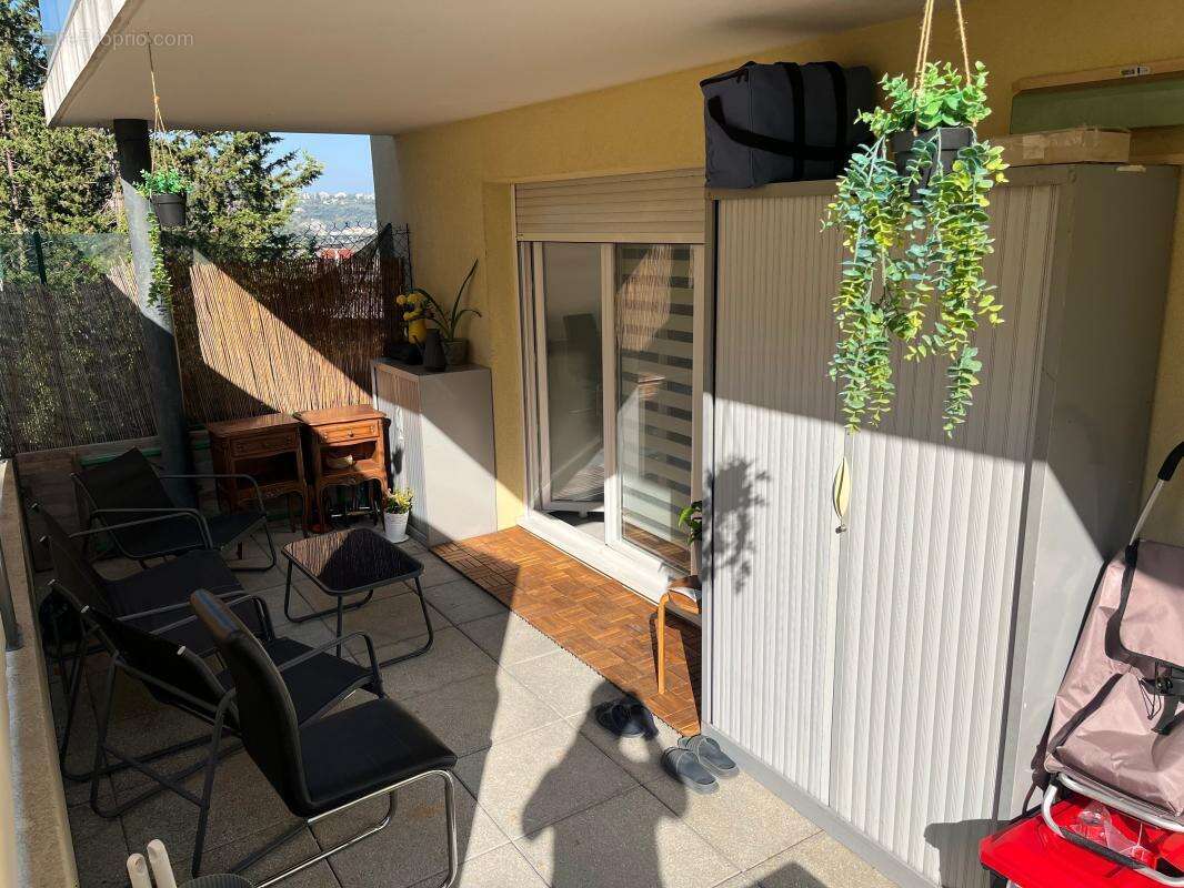 Appartement À Vendre F4 80 m² Terrasse Jardin Garage - photo 9