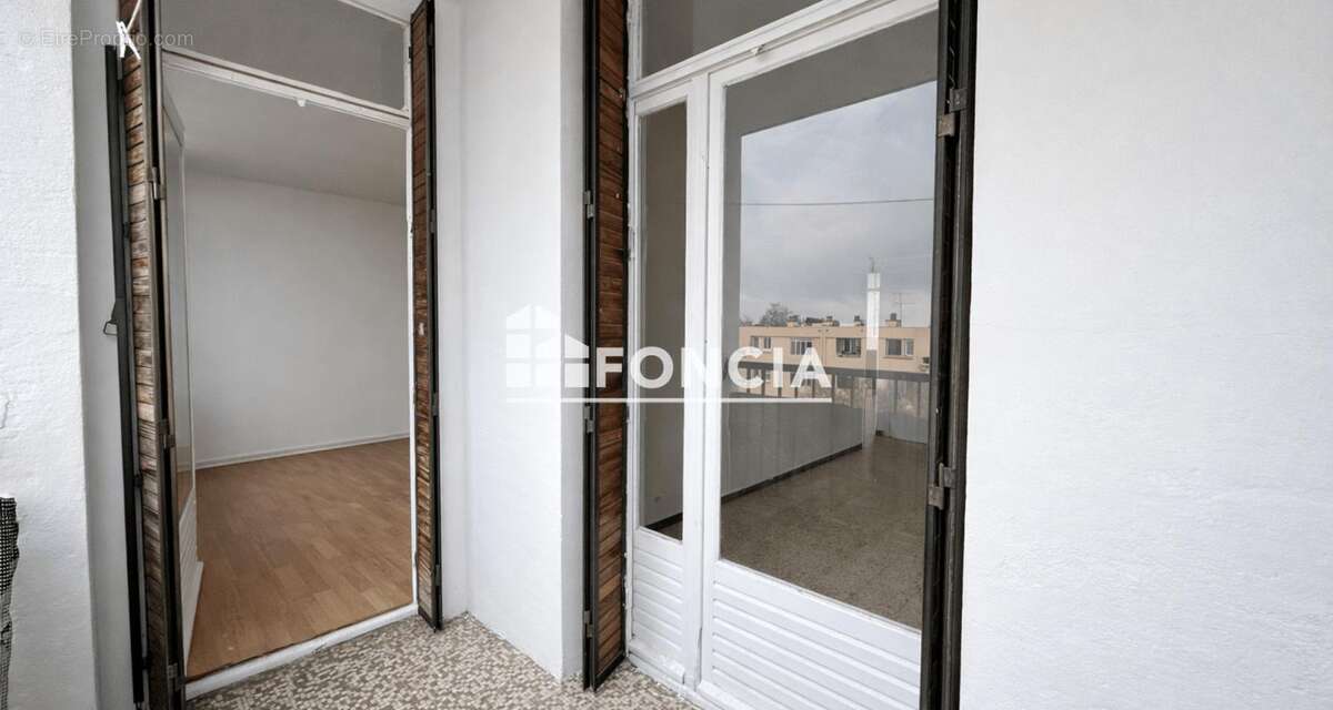 Appartement à NIMES