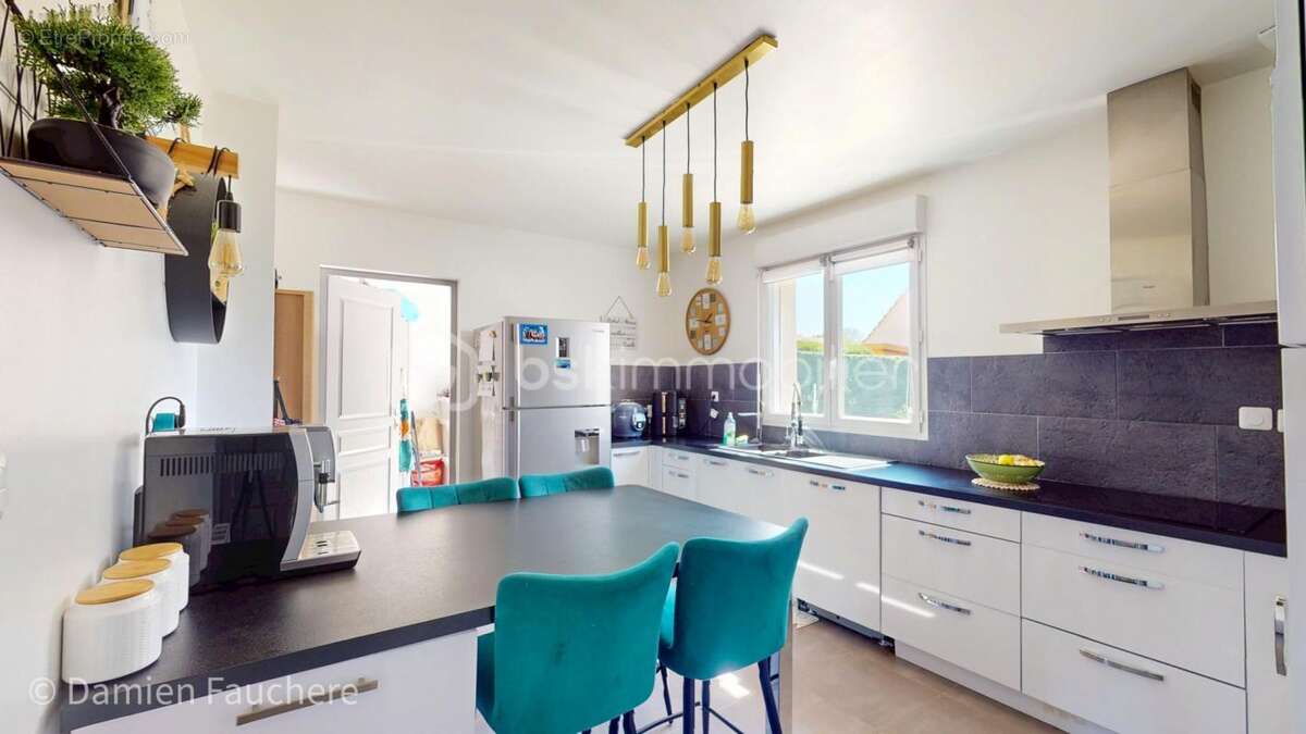 Maison à BOUSSY-SAINT-ANTOINE