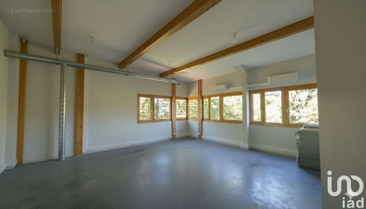 Photo 7 - Commerce à SAINT-ETIENNE