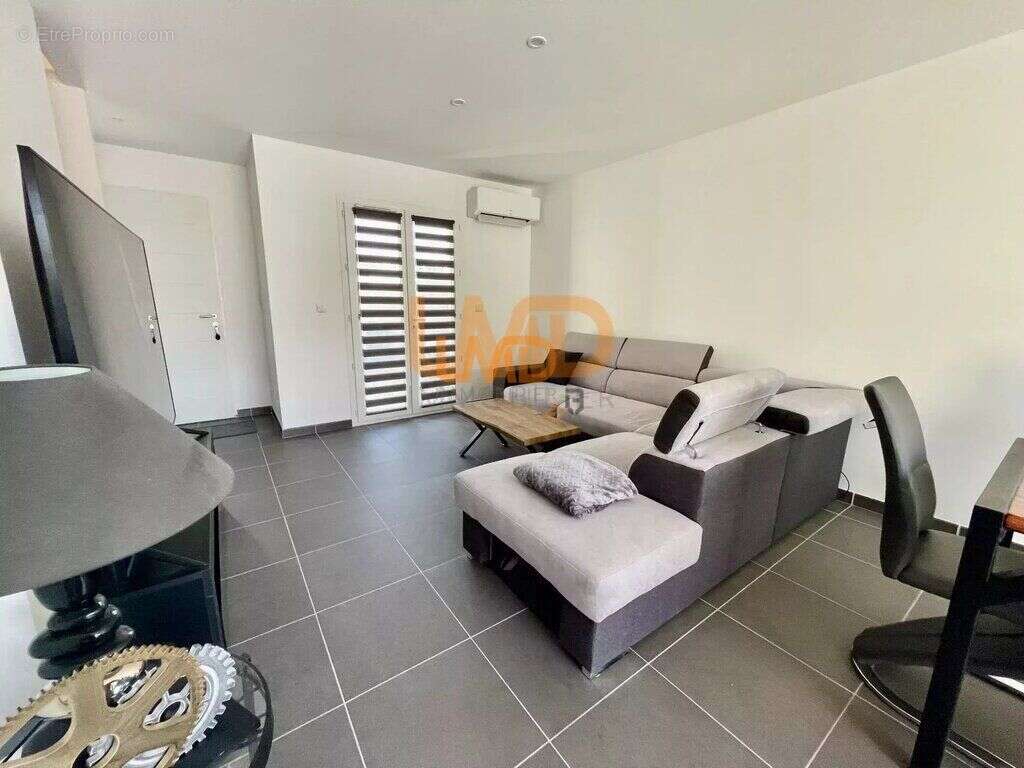 Maison à LIGNAN-SUR-ORB