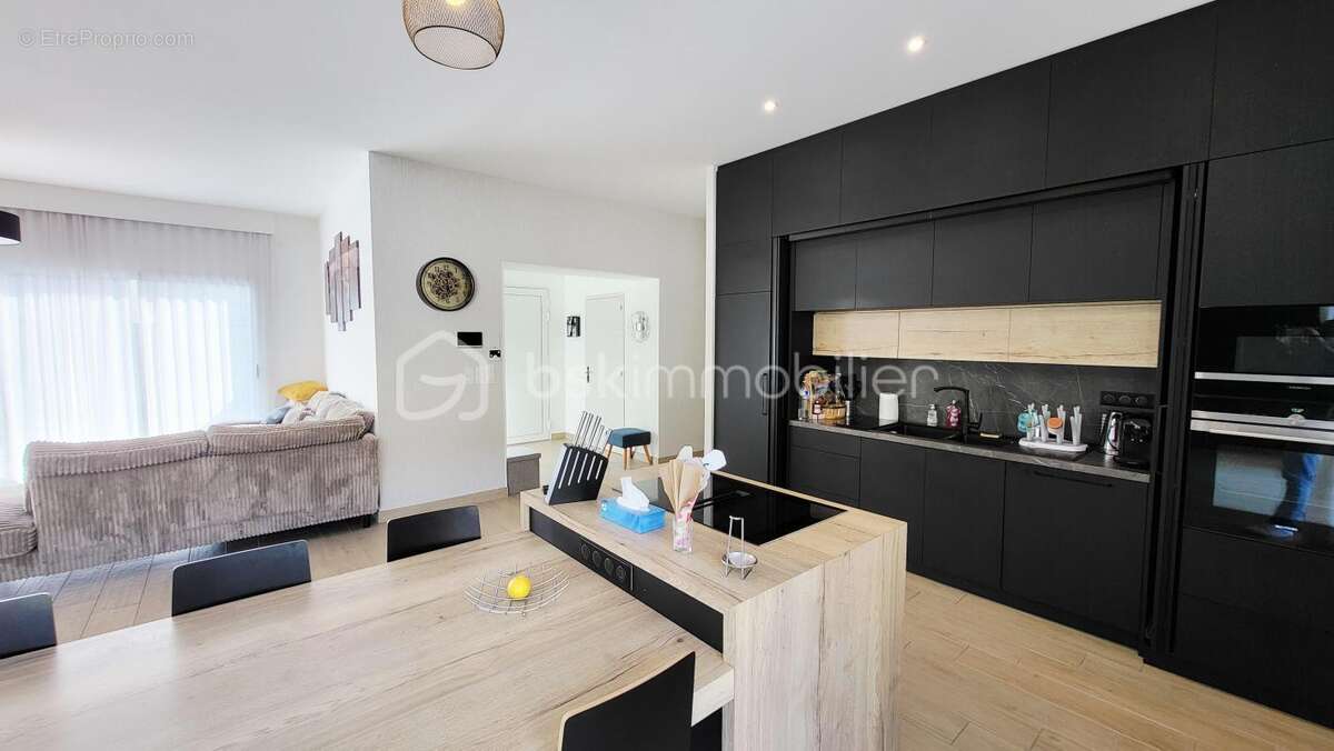 Maison à WARMERIVILLE