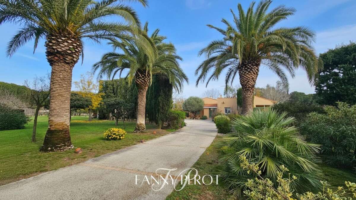 Maison à SAINT-CYPRIEN