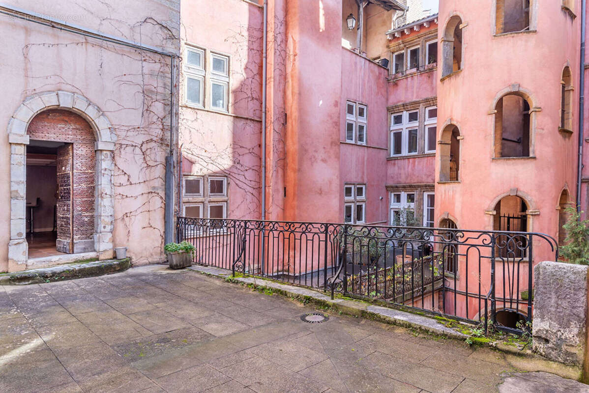 Appartement à LYON-5E