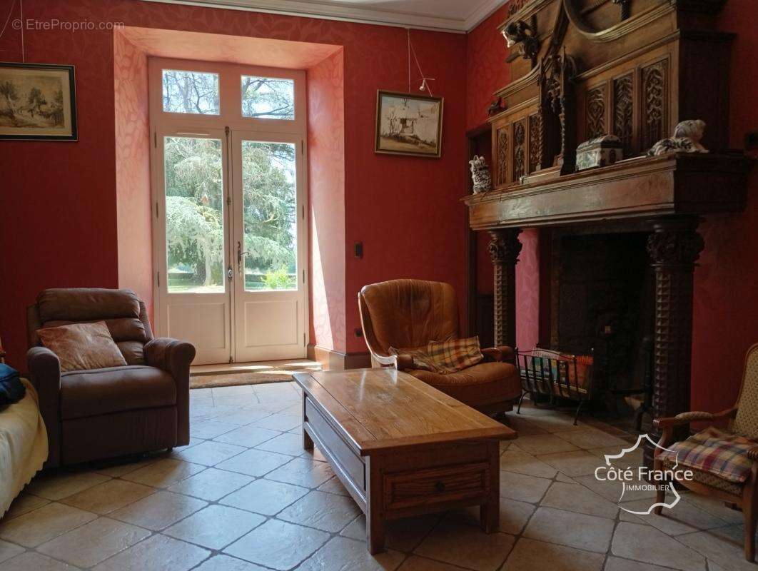 Château du XVIIe siècle avec maison d'amis, salle d'armes, t - photo 15