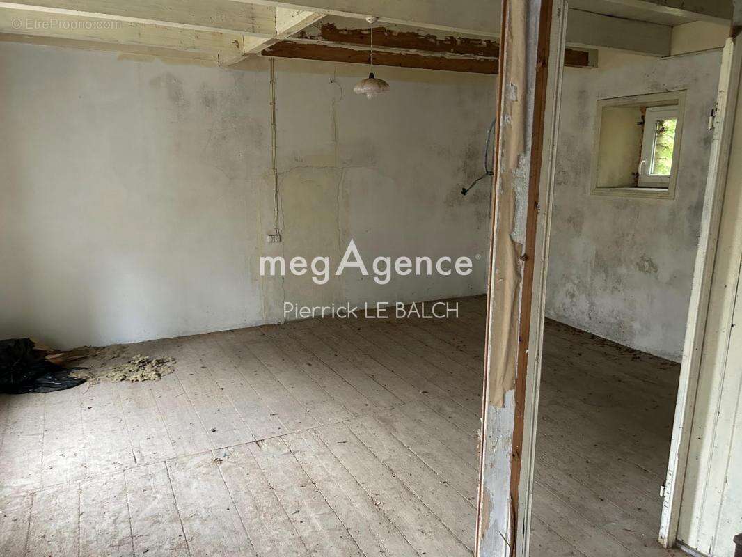 Maison à LOGUIVY-PLOUGRAS