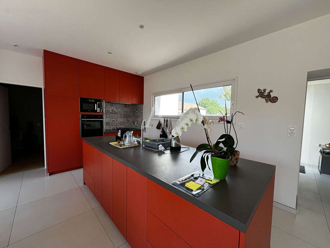 Maison Longeville Sur Mer 4 pièce(s) 131 m2 - photo 4