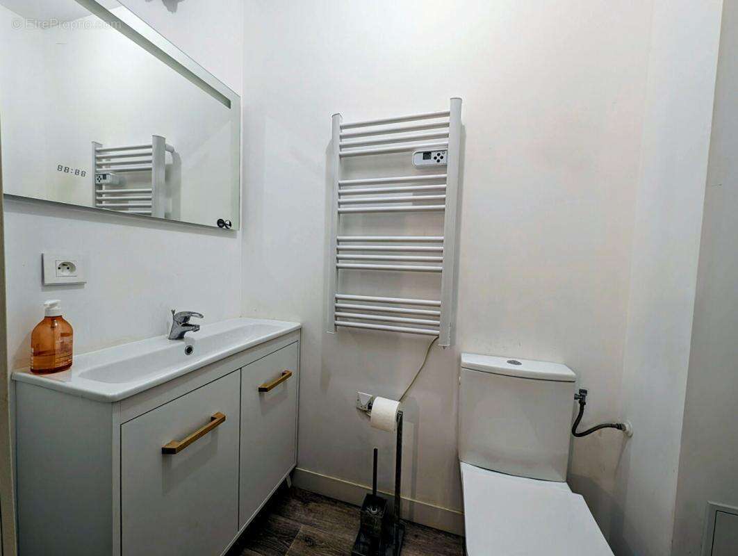Appartement à CAZERES