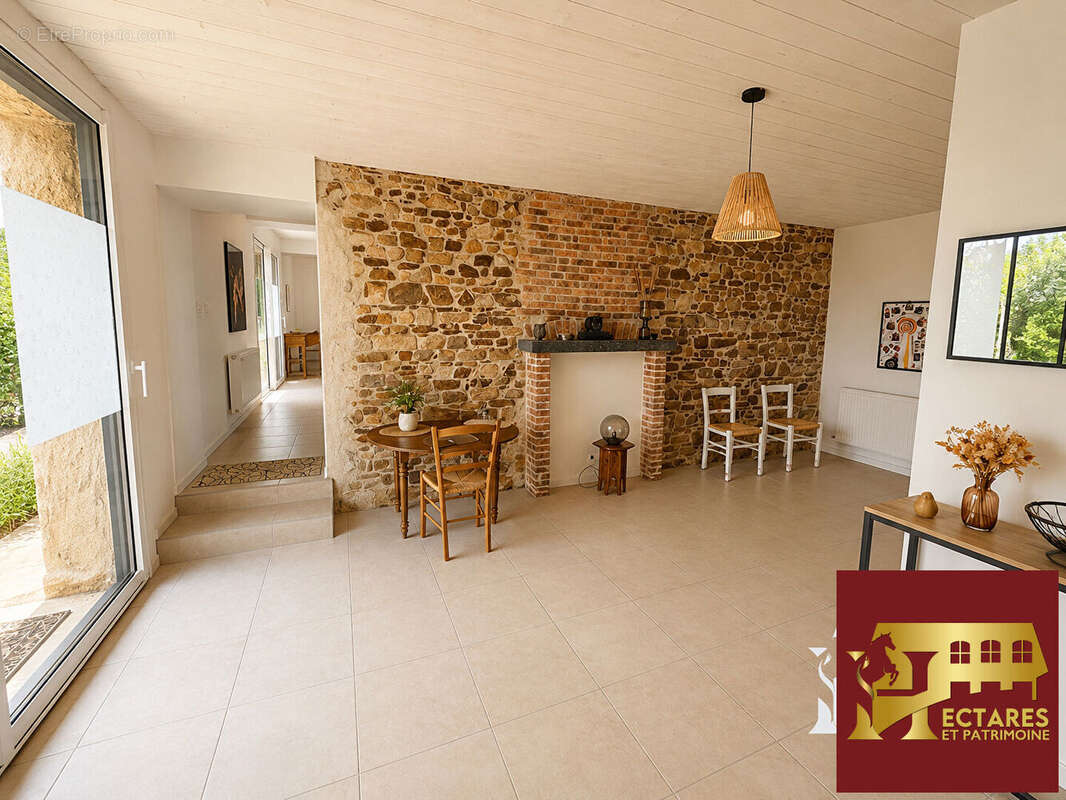 Maison entièrement rénovée avec dépendances ? 4 chambres ? Environnement campagne - photo 3