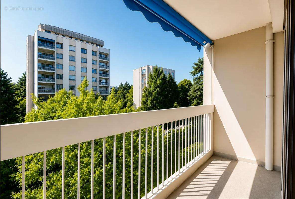 Appartement T3 - 73 m² - Saint-Genis-Laval - photo 16