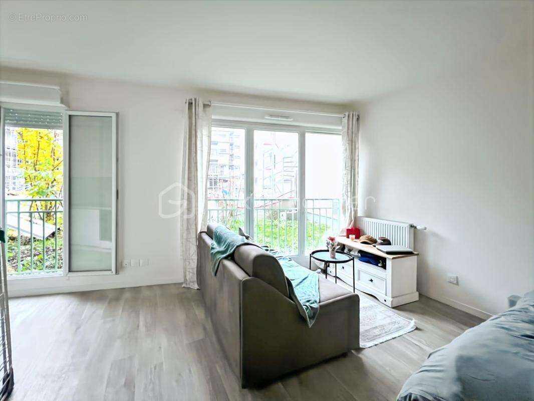 Appartement à LE BLANC-MESNIL