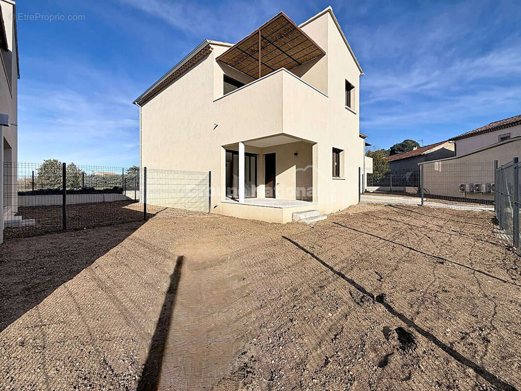 Appartement à TAILLADES