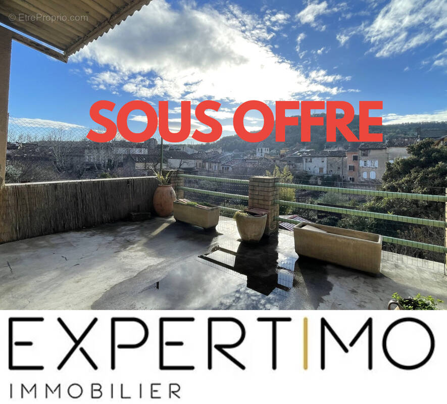 Appartement à SALERNES