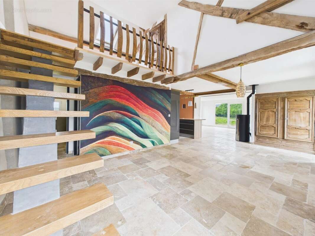 Maison à DUN-LES-PLACES