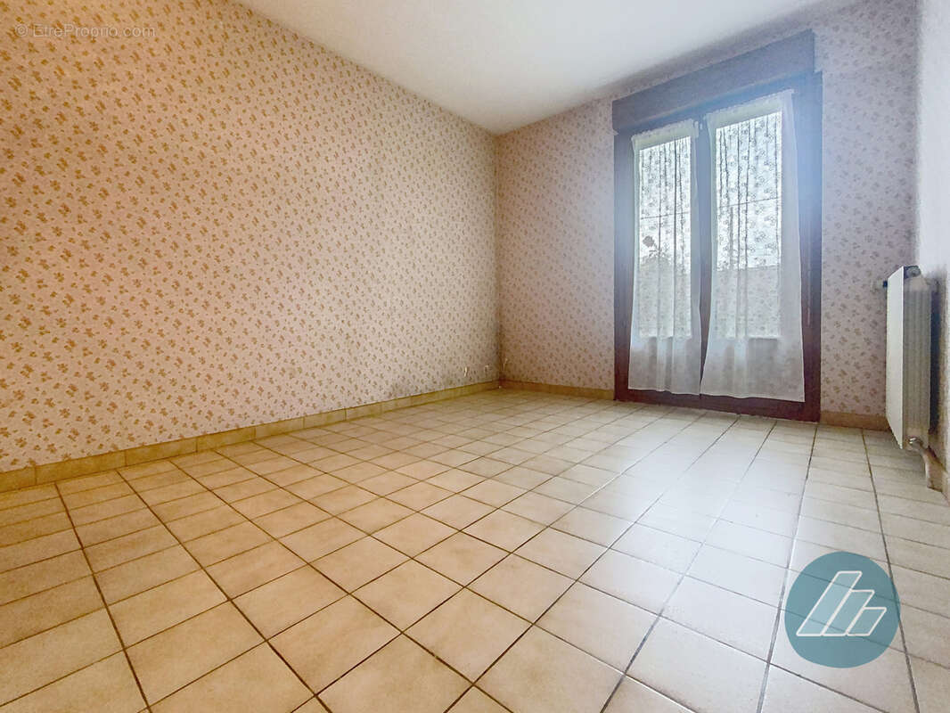 Maison à CRECY-EN-PONTHIEU