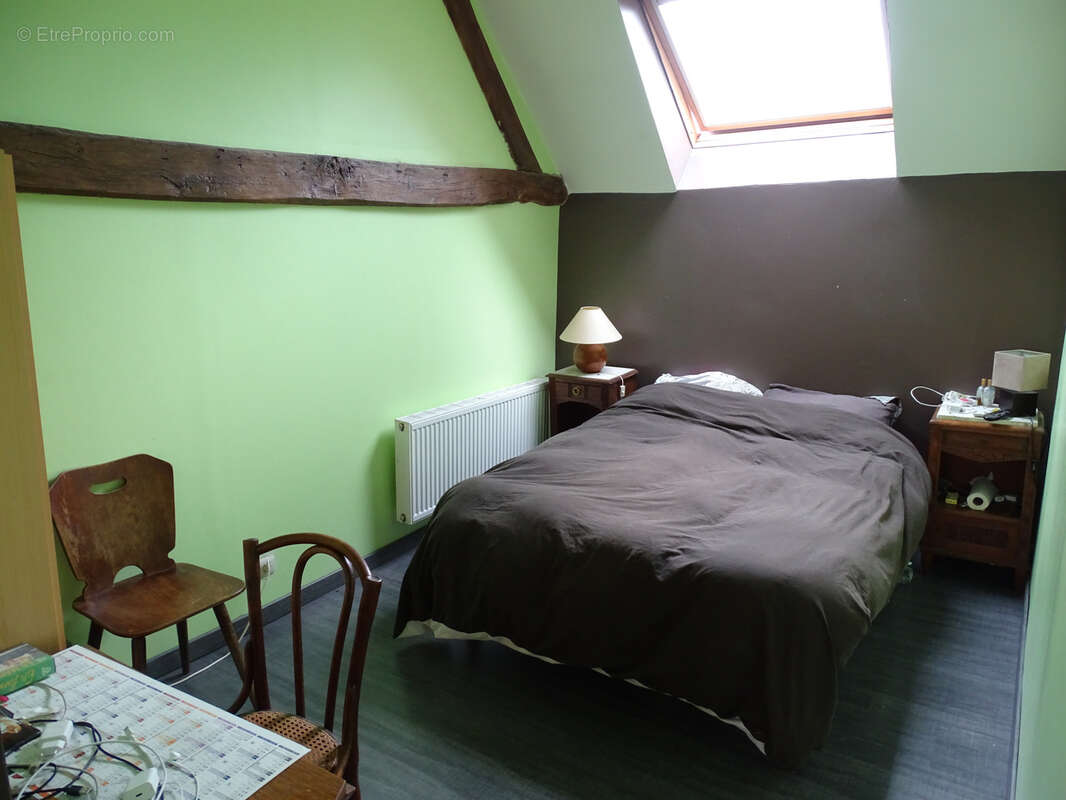 Maison à BAIGNEUX-LES-JUIFS