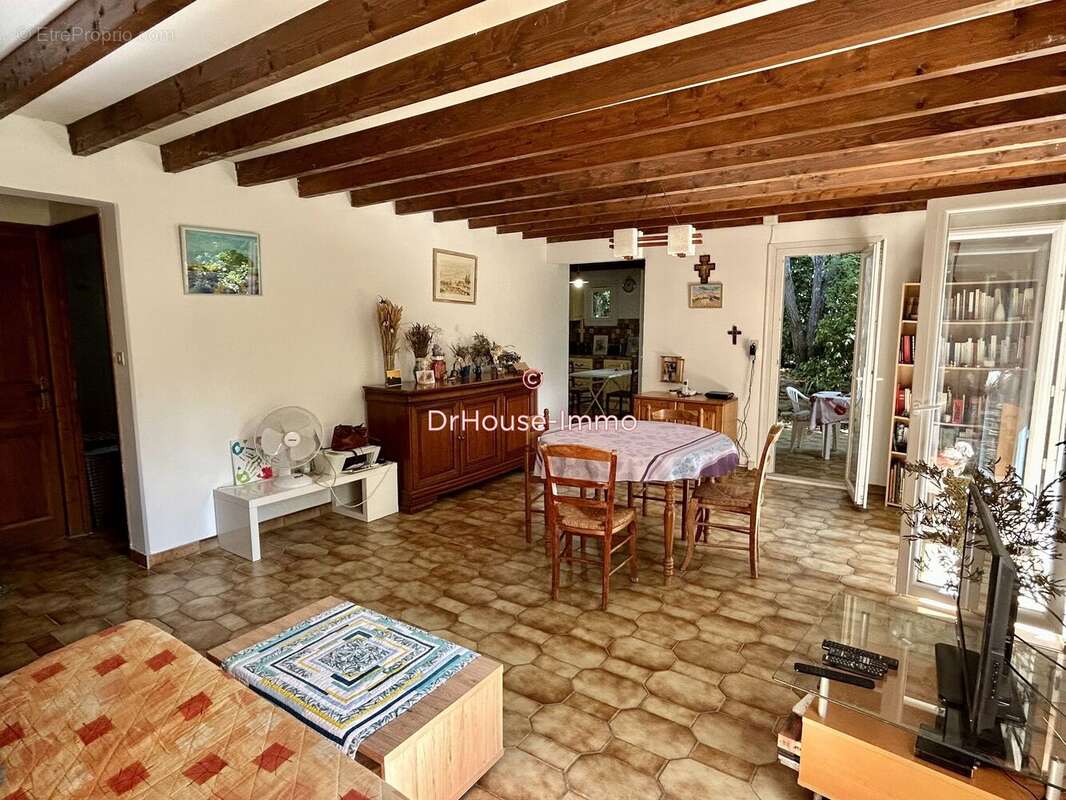 Maison à LORGUES
