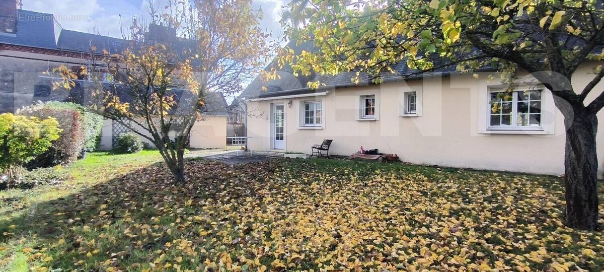 1761811558576 (002) - Maison à CREVECOEUR-EN-AUGE