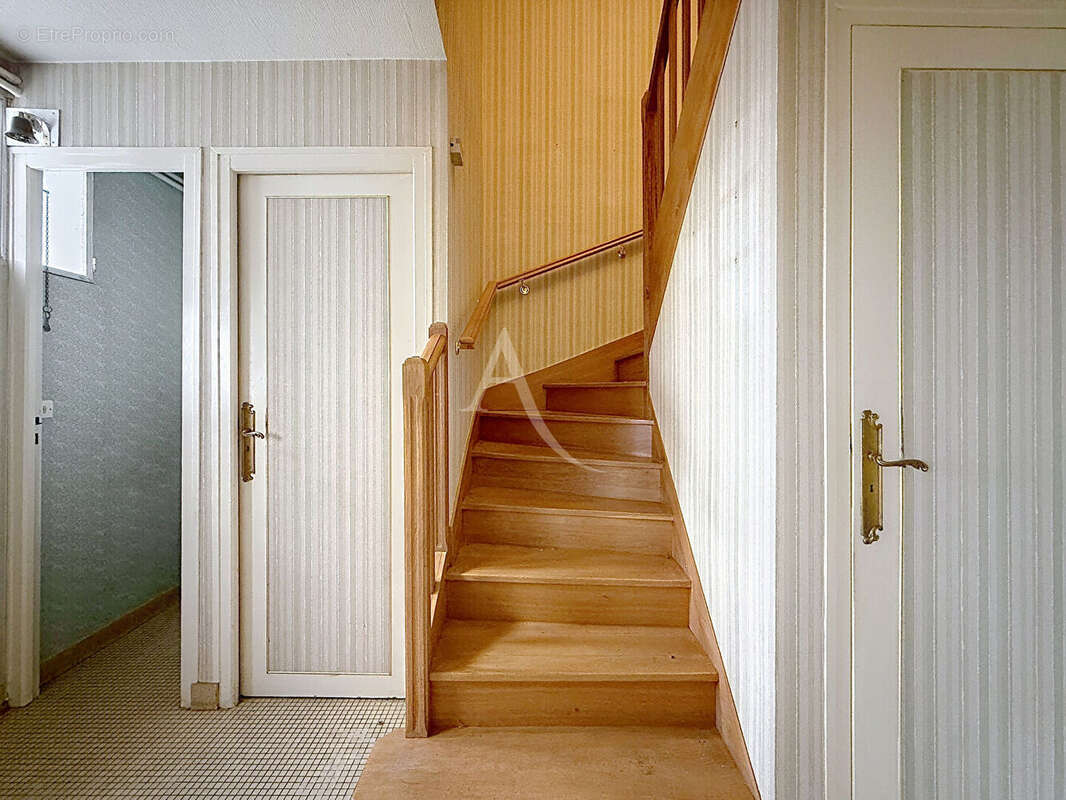 Maison Angers 5 pièce(s) 104 m2 - photo 5
