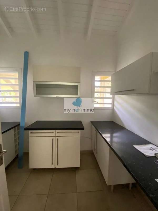 Maison à PETIT-BOURG