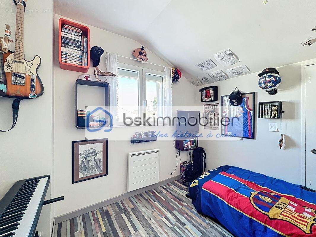 Maison à SAINT-GERMAIN-LES-CORBEIL