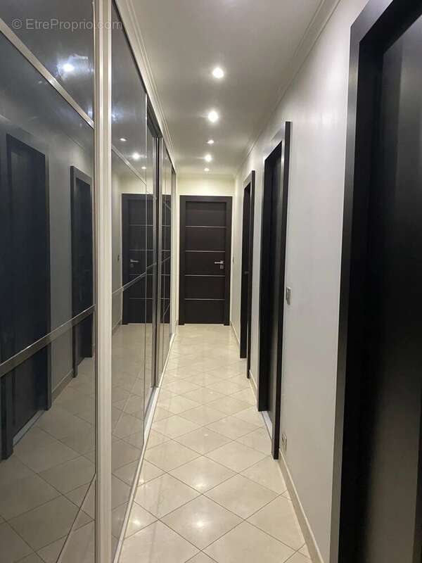 Appartement à PARIS-19E