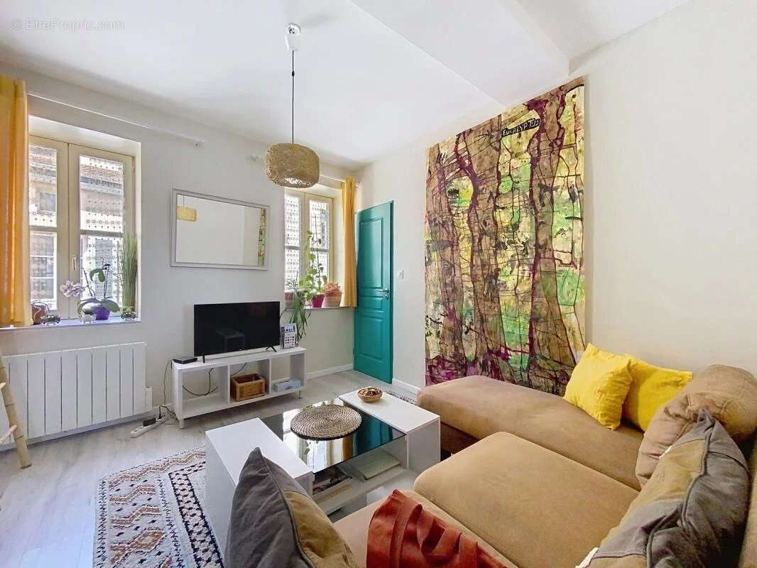 Appartement à TREVOUX