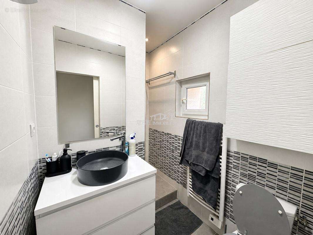 Appartement à LES PENNES-MIRABEAU