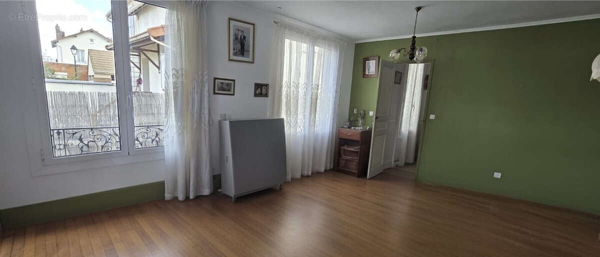 Maison à NANTERRE