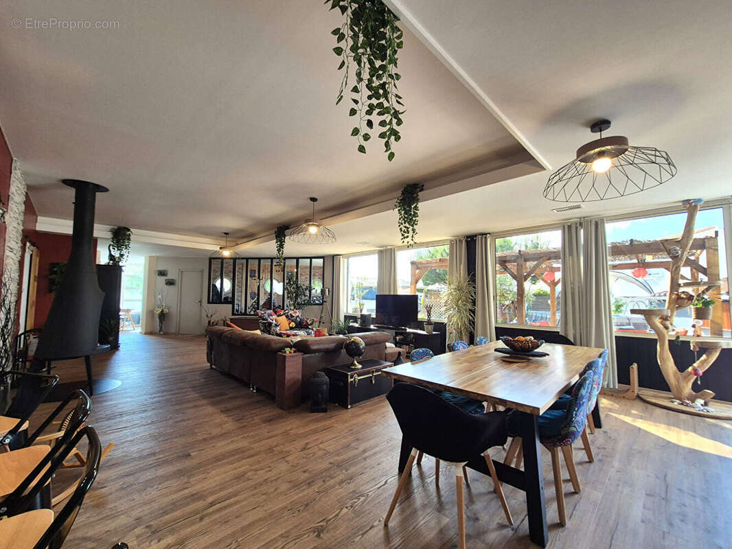 Maison à NOTRE-DAME-DE-RIEZ