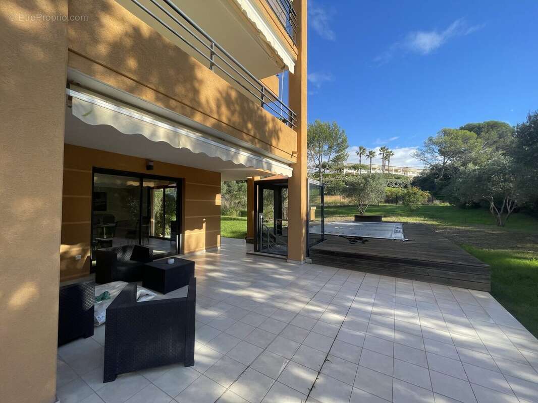 Appartement à SAINT-RAPHAEL