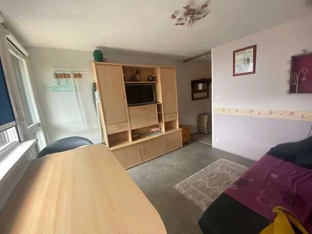 Appartement à COMPAINS