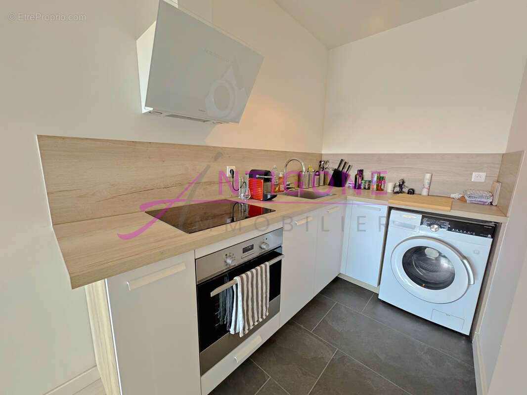 Appartement à SANARY-SUR-MER