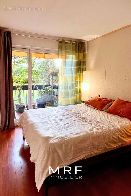 Appartement à MARSEILLE-6E