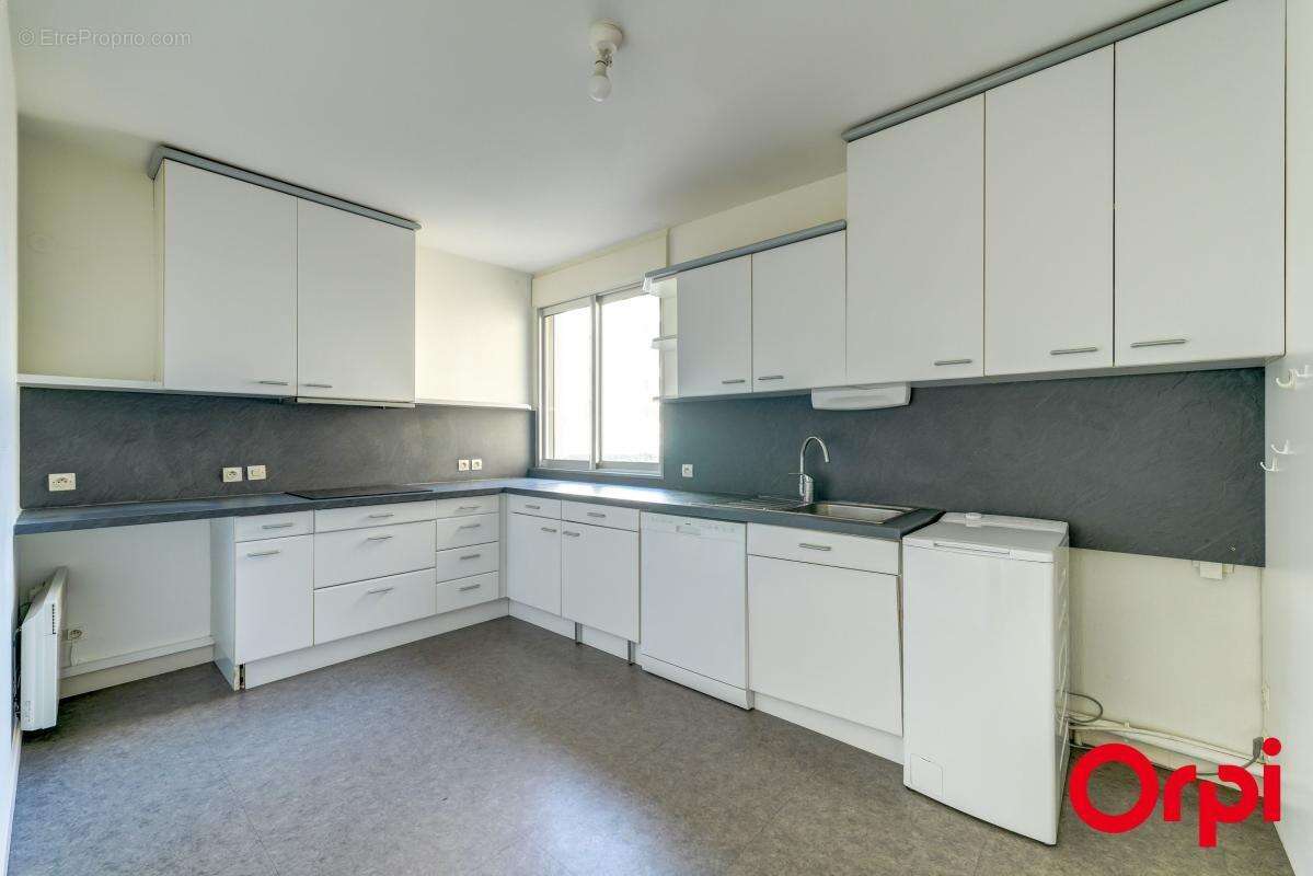 Appartement à CALUIRE-ET-CUIRE