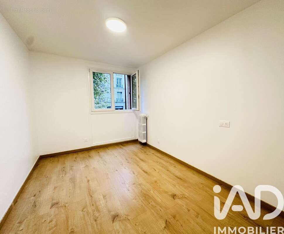 Photo 4 - Appartement à PARIS-19E
