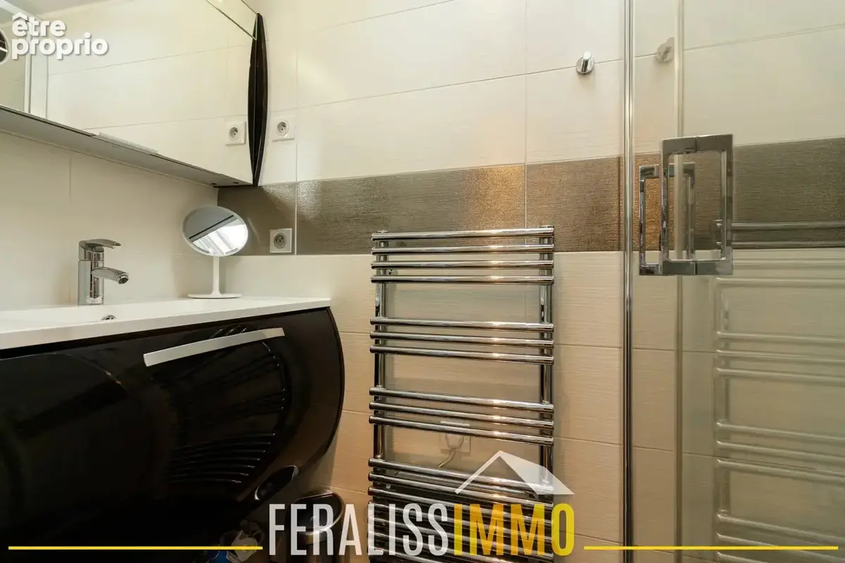 Elégante maison familiale 4 chambres avec piscine et suite p - photo 14