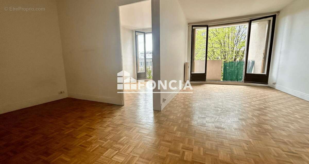 Appartement à COLOMBES