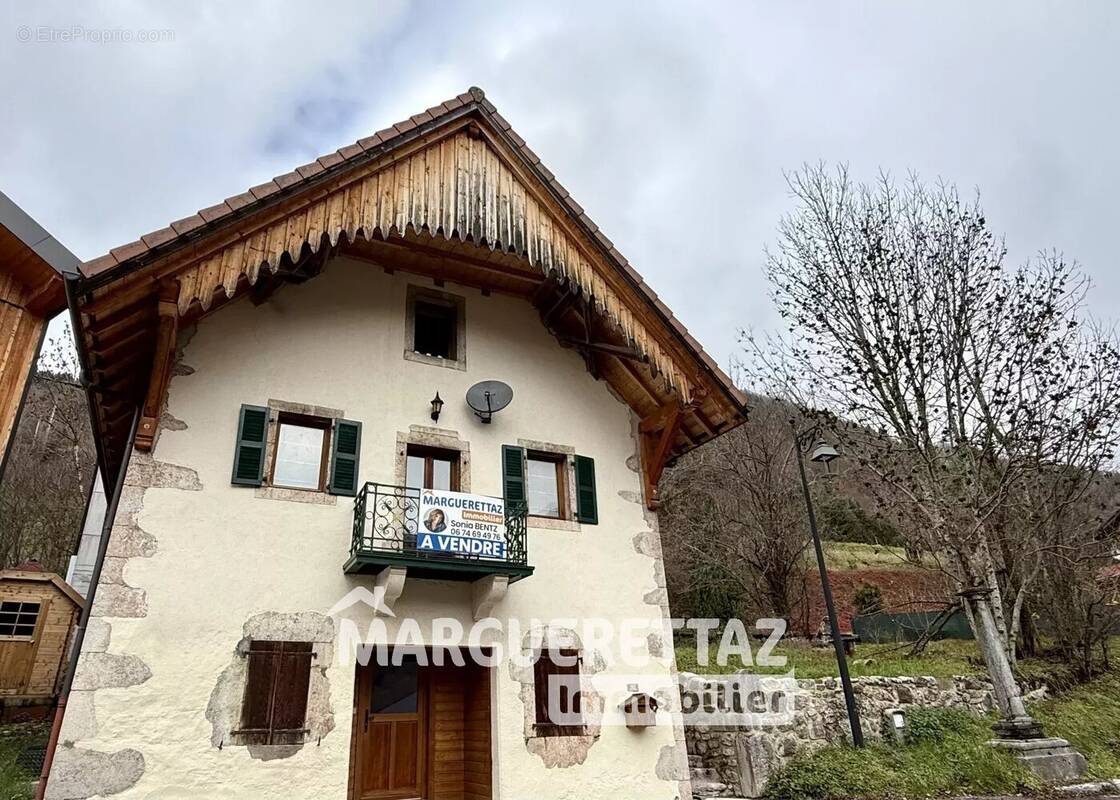 Maison à BELLEVAUX