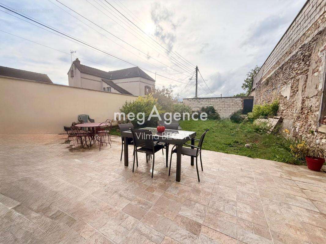 Maison à SENS