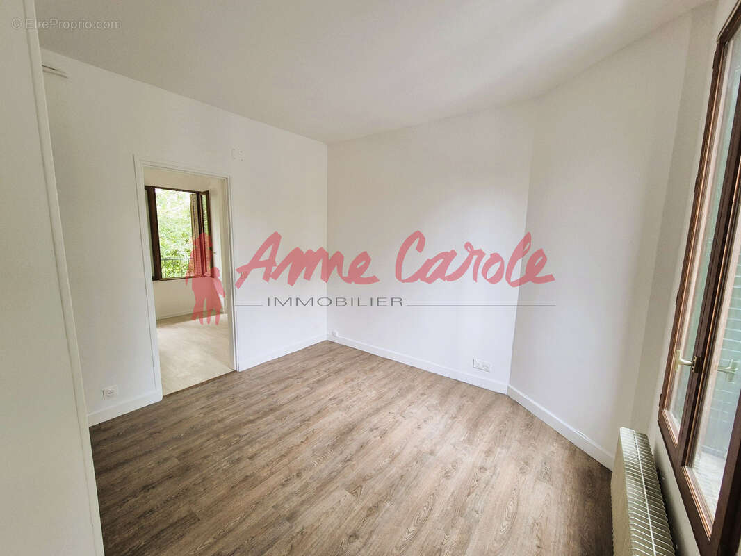  Appartement de 2/3 pièces avec balcon proche RER A - photo 8