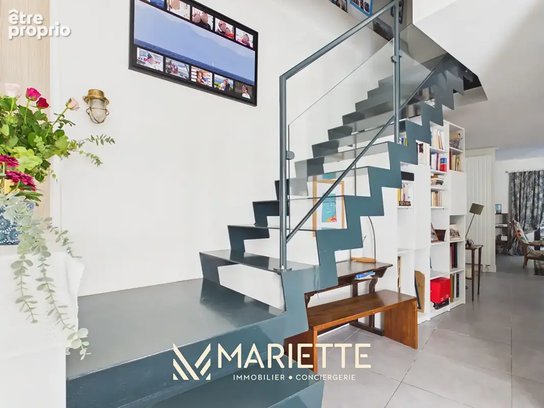 "ARVAG", Concarneau Le Passage Maison de 220 m² avec jardin clos au calme - photo 6