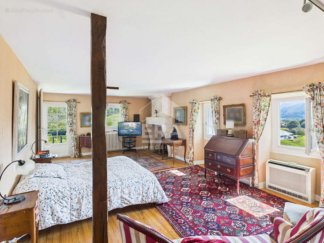 Maison à CAMBO-LES-BAINS