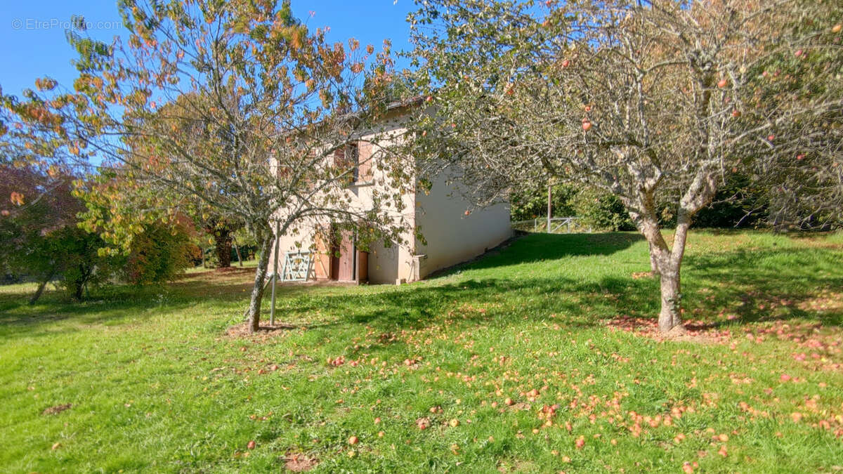 Maison à DOURNAZAC
