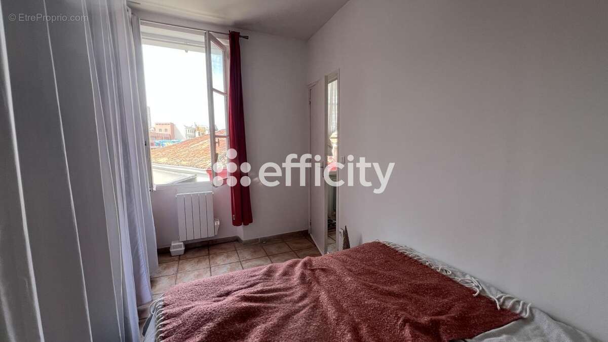 Appartement à MARSEILLE-8E