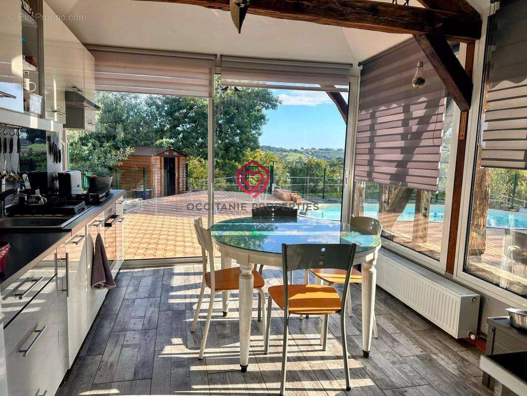 Ferme de caractère avec gîte, plus de 9ha, piscine et vues panoramiques près de Marciac, Gers - photo 7