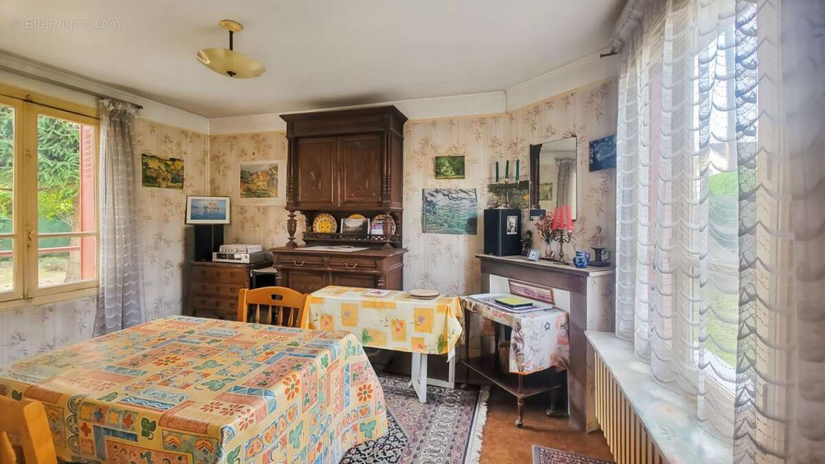 Maison à VAIRES-SUR-MARNE